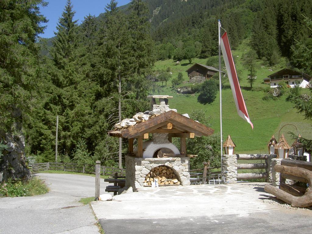 Der Klaushof Apartment Mayrhofen Ngoại thất bức ảnh
