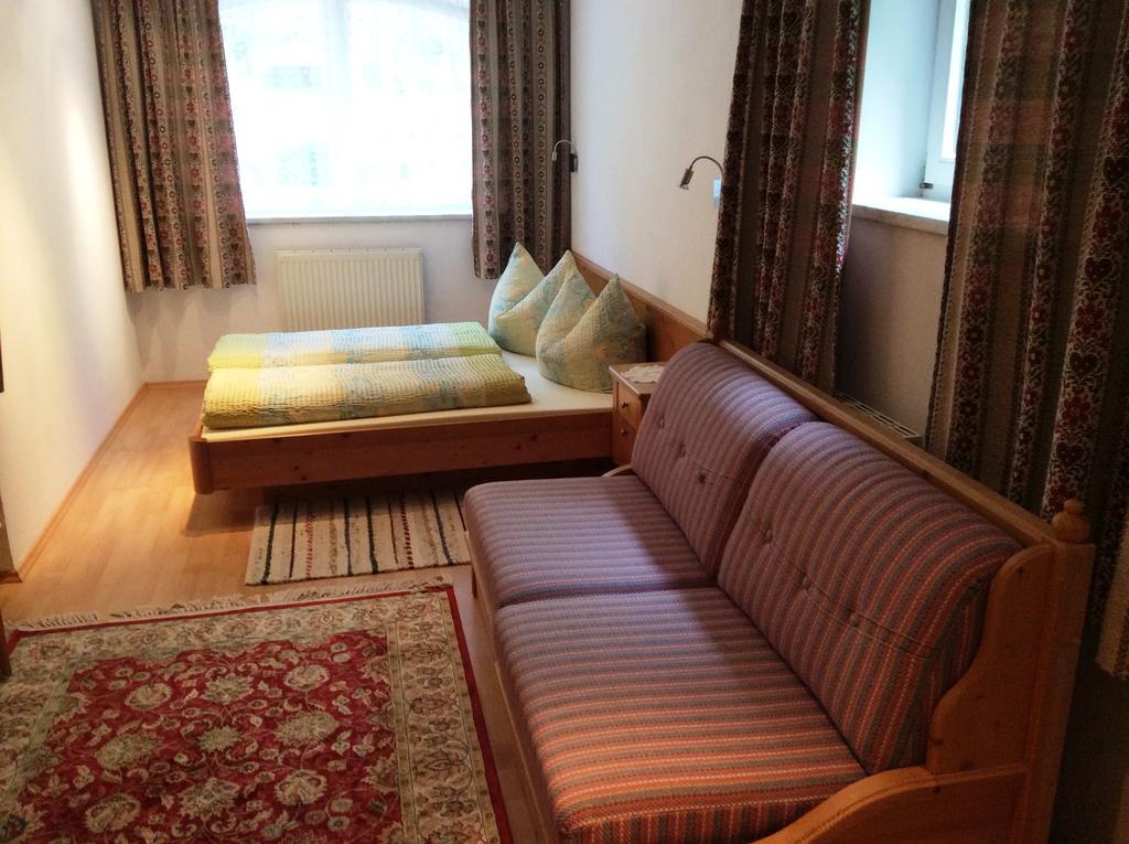 Der Klaushof Apartment Mayrhofen Phòng bức ảnh